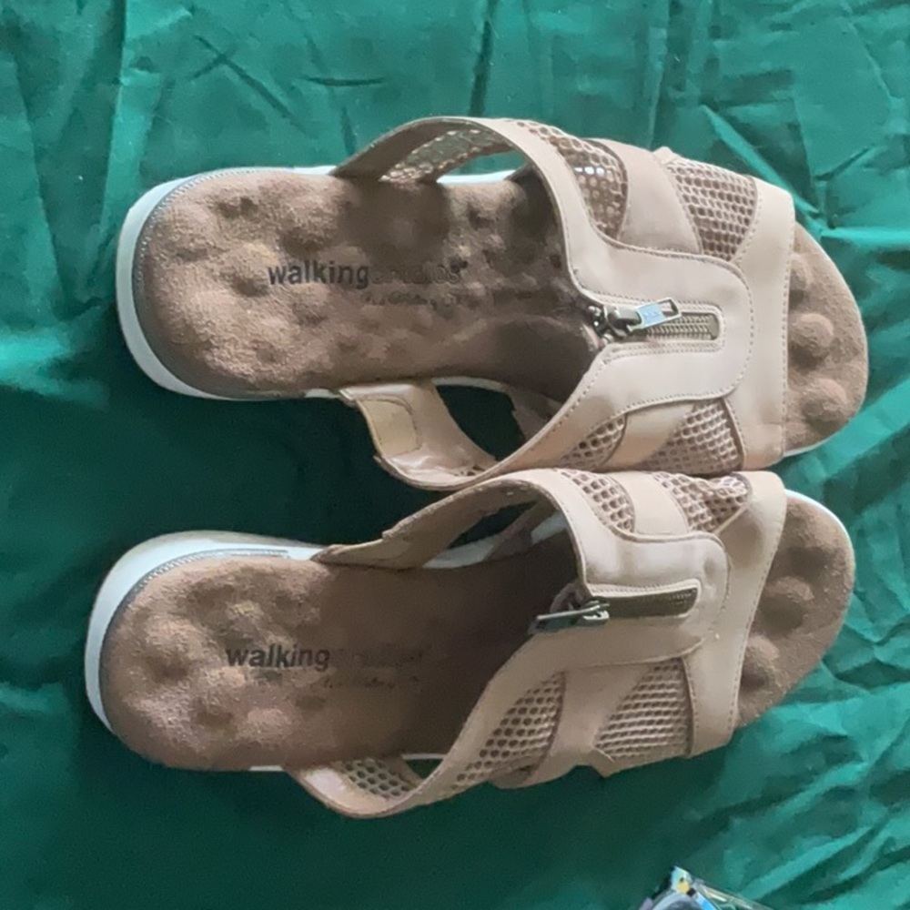 Walking Crandles Sandals-new never worn